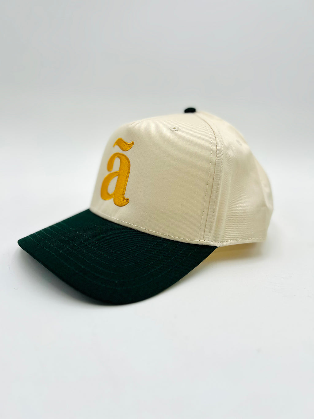 ã classic hat
